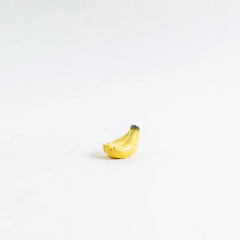 Mogutable Selects Banana Chopstick Rest Best