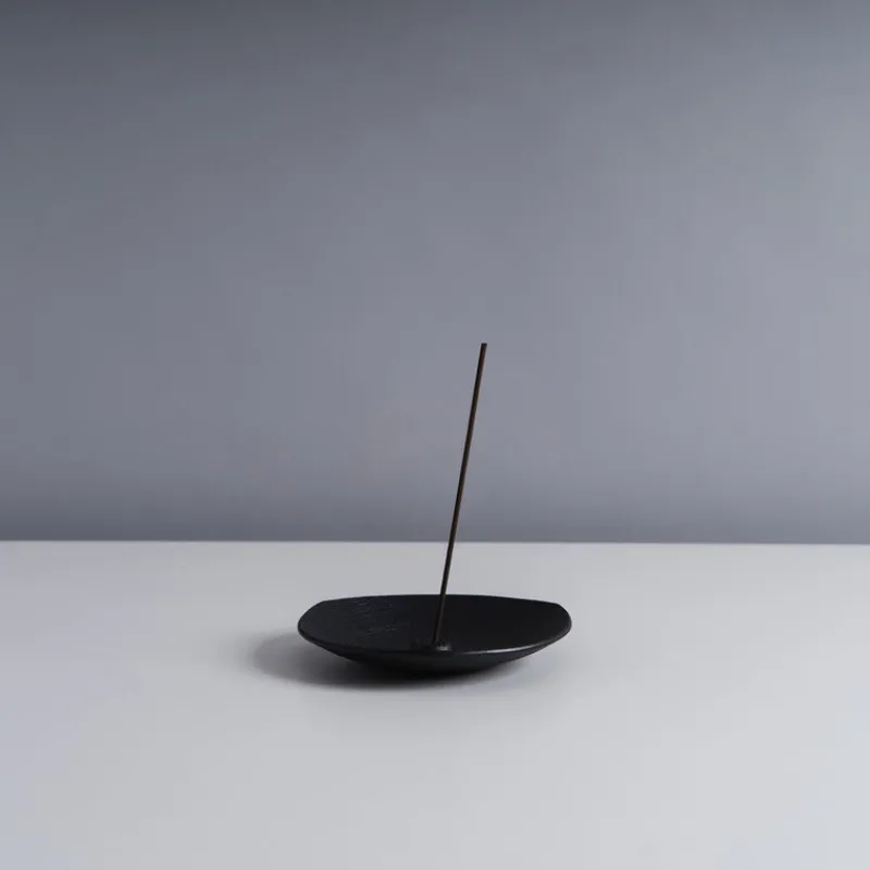 Nippon Kodo Cast Iron Incense Holder - Tri Corner Best
