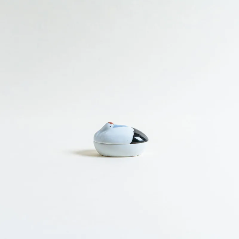 Mogutable Selects Ceramic Crane Case Clearance