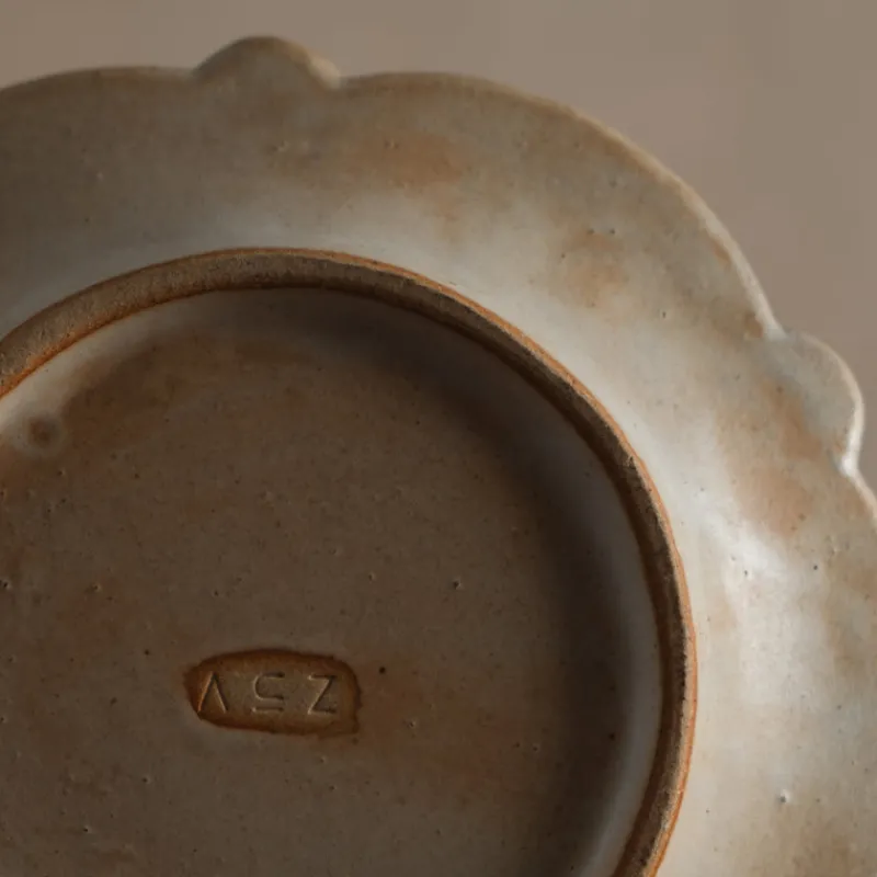 A⊆Z Floral Plate in Silver White Best