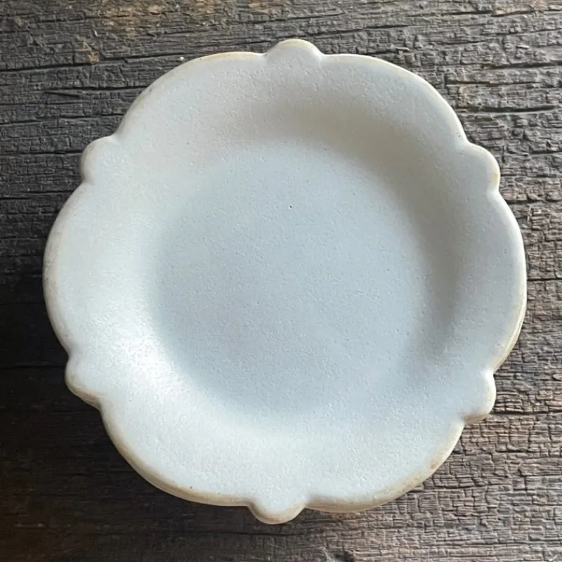 A⊆Z Floral Plate in Silver White Best