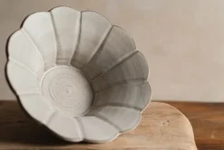 Zhitaofang's/製陶方式 Flower Deep Bowl in White Outlet