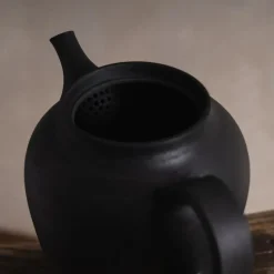 OKAUEYAKUMO Handmade Teapot in Charcoal Outlet