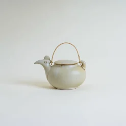 Mogutable Selects Makoto Komatsu Ceramic Teapot Fashion