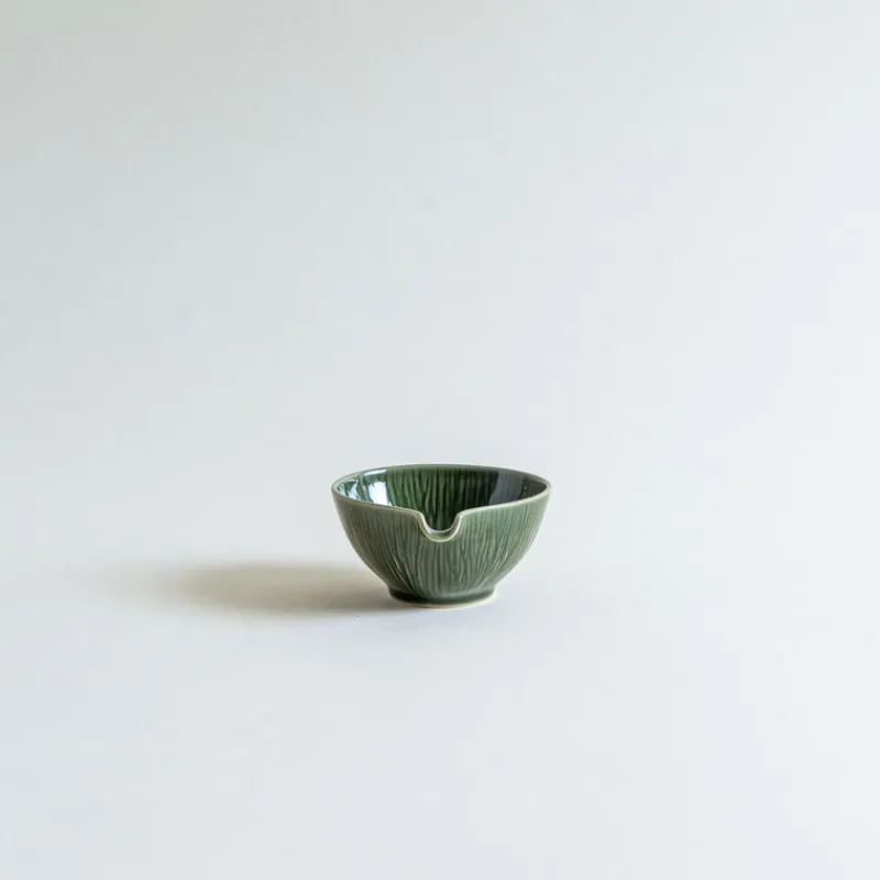 Miyama Mini Spouted Bowl Hot