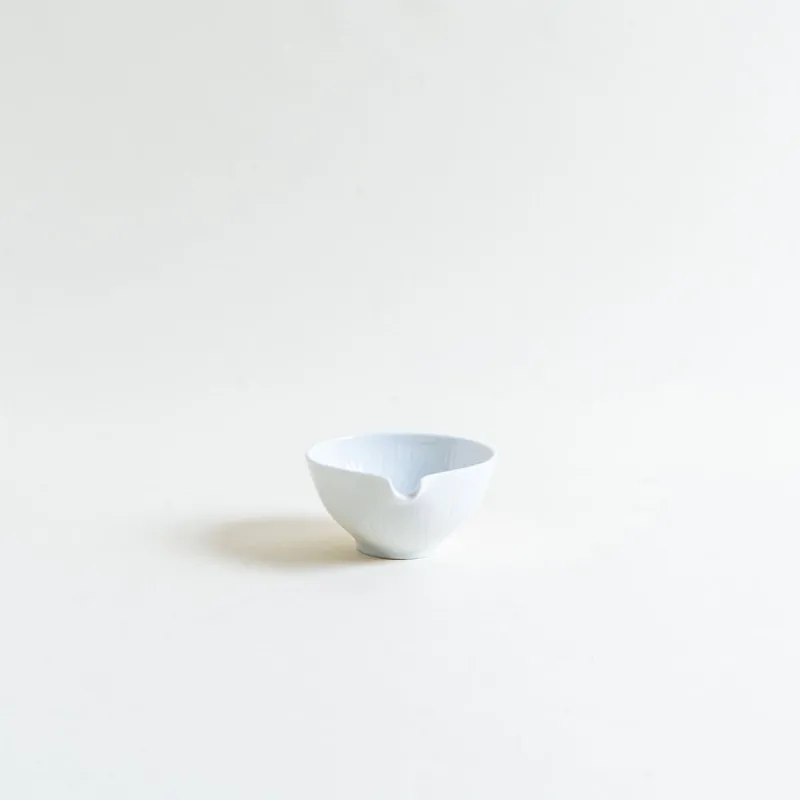 Miyama Mini Spouted Bowl Hot