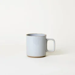 Hasami Porcelain 13 oz Mug in Gloss Gray Fashion