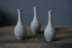 Zhitaofang's/製陶方式 Pleated Vase in White Sale