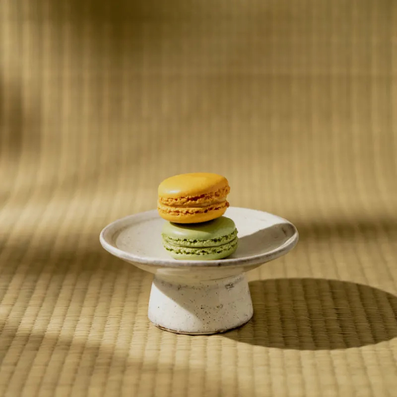 Jang Hun Seong Small White Slip Covered Tazza Discount