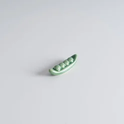 Mogutable Selects Snap Pea Chopstick Rest Online