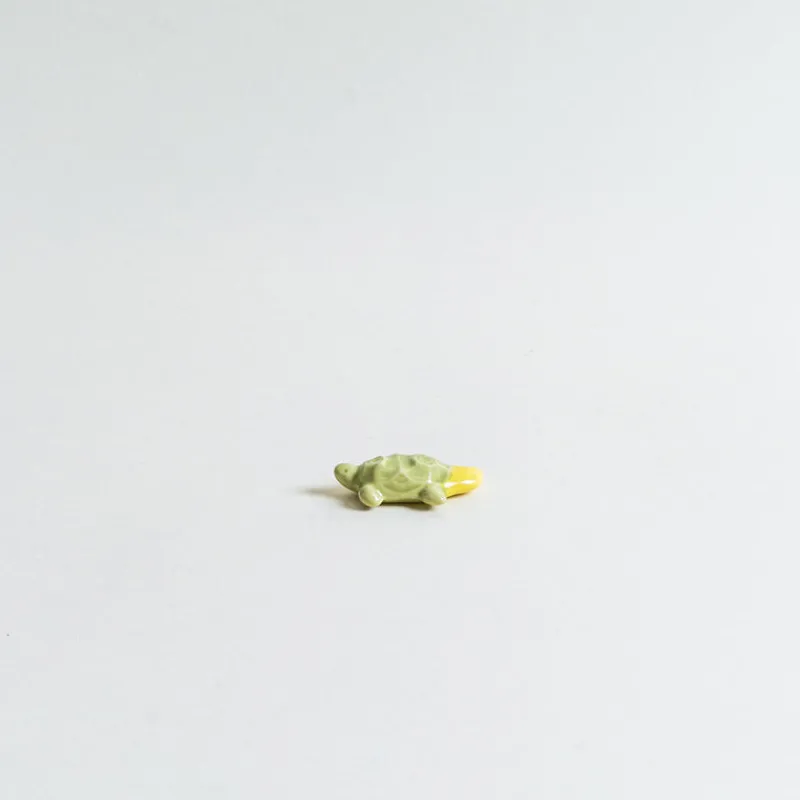Mogutable Selects Turtle Chopstick Rest in Yellow Green Sale