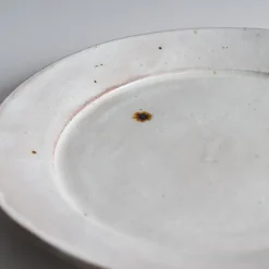 Jang Hun Seong 9.5" White Slip Covered Plate Hot