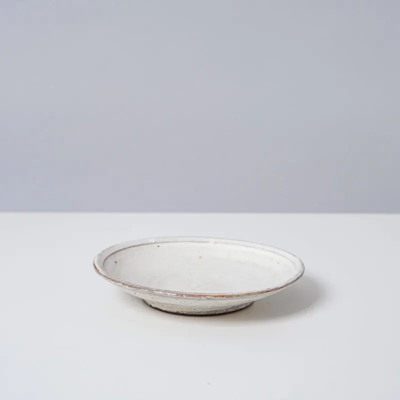 Jang Hun Seong 5.75" White Slip Covered Plate Sale