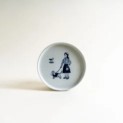 Yeogi-Damki Hand-Painted Plate - Girl & Dog Discount
